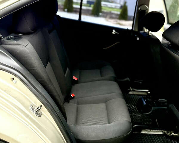 Бежевый Фольксваген Бора, объемом двигателя 1.6 л и пробегом 220 тыс. км за 5700 $, фото 56 на Automoto.ua