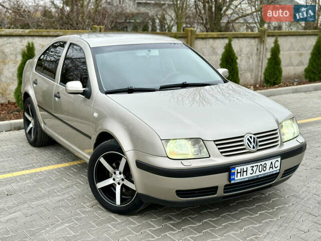 Бежевый Фольксваген Бора, объемом двигателя 1.6 л и пробегом 220 тыс. км за 5700 $, фото 13 на Automoto.ua