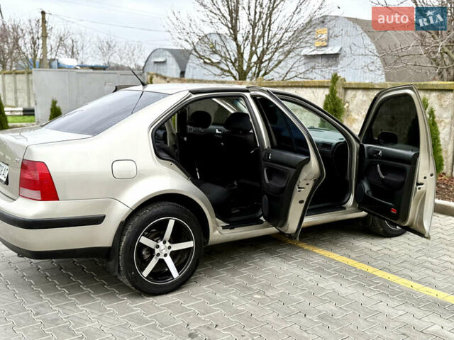 Бежевый Фольксваген Бора, объемом двигателя 1.6 л и пробегом 220 тыс. км за 5700 $, фото 46 на Automoto.ua