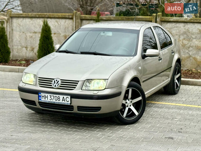 Бежевый Фольксваген Бора, объемом двигателя 1.6 л и пробегом 220 тыс. км за 5700 $, фото 2 на Automoto.ua