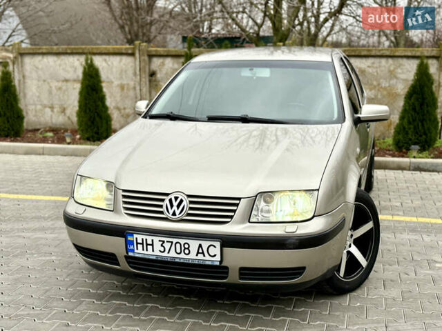 Бежевый Фольксваген Бора, объемом двигателя 1.6 л и пробегом 220 тыс. км за 5700 $, фото 5 на Automoto.ua