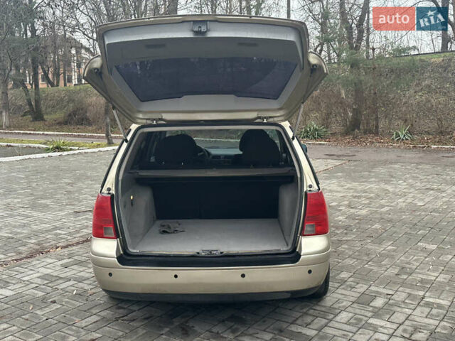 Бежевий Фольксваген Бора, об'ємом двигуна 1.98 л та пробігом 315 тис. км за 2999 $, фото 8 на Automoto.ua