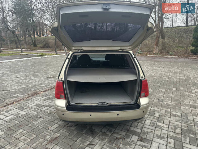 Бежевий Фольксваген Бора, об'ємом двигуна 1.98 л та пробігом 315 тис. км за 2999 $, фото 10 на Automoto.ua