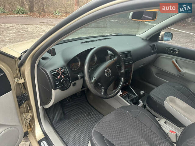 Бежевий Фольксваген Бора, об'ємом двигуна 1.98 л та пробігом 315 тис. км за 2999 $, фото 16 на Automoto.ua