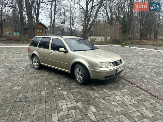 Бежевий Фольксваген Бора, об'ємом двигуна 1.98 л та пробігом 315 тис. км за 2999 $, фото 3 на Automoto.ua