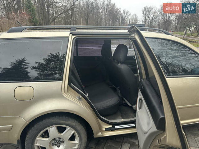 Бежевий Фольксваген Бора, об'ємом двигуна 1.98 л та пробігом 315 тис. км за 2999 $, фото 87 на Automoto.ua