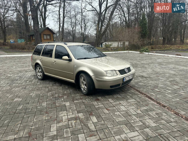 Бежевий Фольксваген Бора, об'ємом двигуна 1.98 л та пробігом 315 тис. км за 2999 $, фото 2 на Automoto.ua