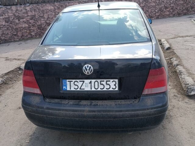 Чорний Фольксваген Бора, об'ємом двигуна 1.9 л та пробігом 308 тис. км за 1850 $, фото 1 на Automoto.ua