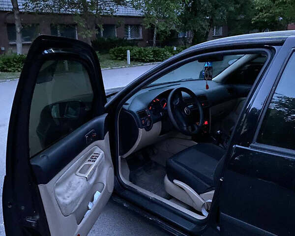 Чорний Фольксваген Бора, об'ємом двигуна 1.9 л та пробігом 403 тис. км за 3300 $, фото 8 на Automoto.ua