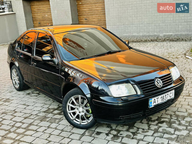 Черный Фольксваген Бора, объемом двигателя 2.33 л и пробегом 300 тыс. км за 2950 $, фото 21 на Automoto.ua