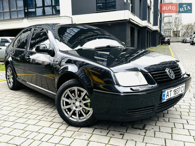 Черный Фольксваген Бора, объемом двигателя 2.3 л и пробегом 296 тыс. км за 3250 $, фото 27 на Automoto.ua
