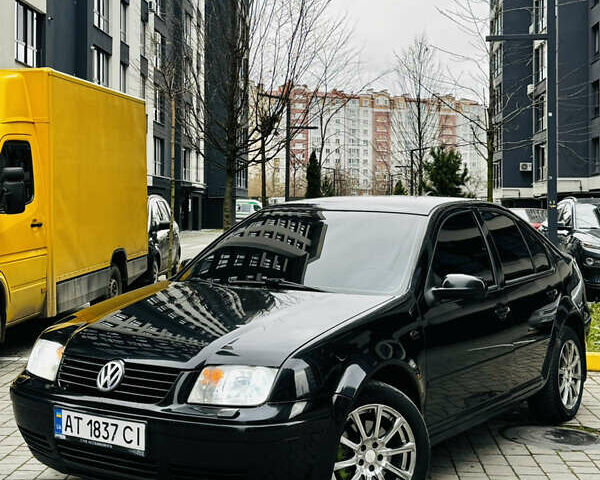 Черный Фольксваген Бора, объемом двигателя 2.3 л и пробегом 296 тыс. км за 3250 $, фото 1 на Automoto.ua