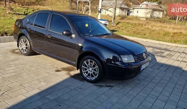Черный Фольксваген Бора, объемом двигателя 2.33 л и пробегом 395 тыс. км за 3550 $, фото 4 на Automoto.ua