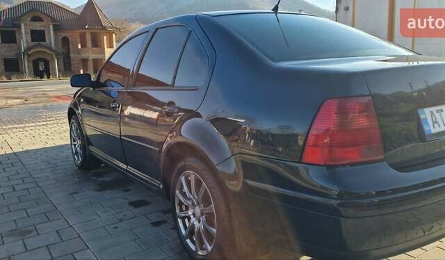 Черный Фольксваген Бора, объемом двигателя 2.33 л и пробегом 395 тыс. км за 3550 $, фото 6 на Automoto.ua