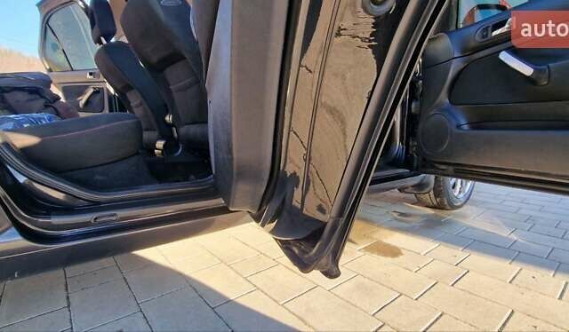 Черный Фольксваген Бора, объемом двигателя 2.33 л и пробегом 395 тыс. км за 3550 $, фото 20 на Automoto.ua