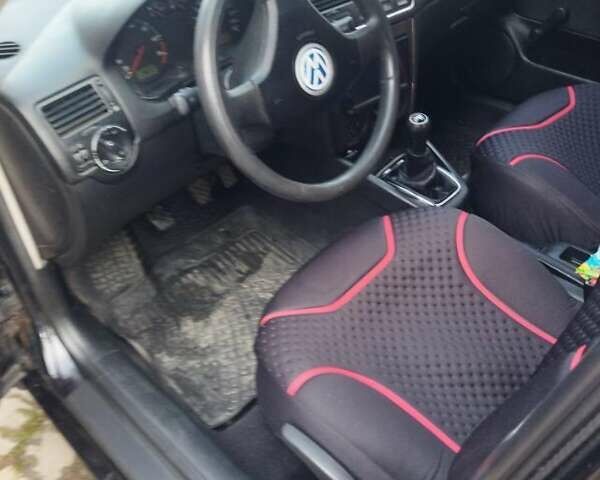 Черный Фольксваген Бора, объемом двигателя 1.6 л и пробегом 317 тыс. км за 3999 $, фото 19 на Automoto.ua