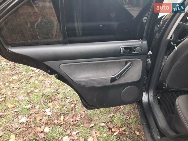 Чорний Фольксваген Бора, об'ємом двигуна 1.6 л та пробігом 480 тис. км за 3600 $, фото 15 на Automoto.ua