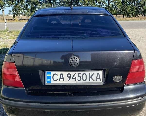 Черный Фольксваген Бора, объемом двигателя 1.98 л и пробегом 375 тыс. км за 3700 $, фото 23 на Automoto.ua