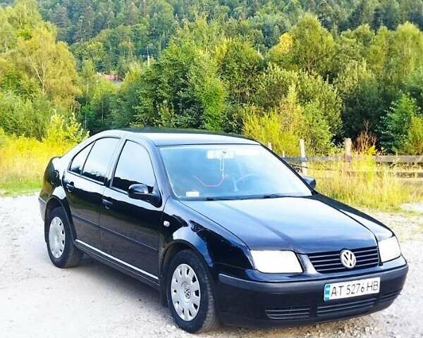 Черный Фольксваген Бора, объемом двигателя 1.6 л и пробегом 317 тыс. км за 3999 $, фото 12 на Automoto.ua