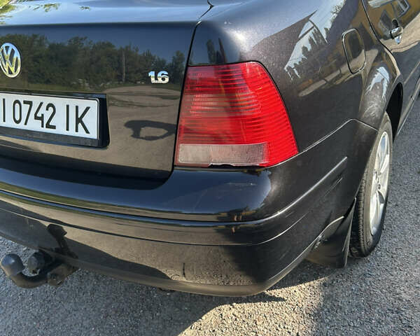 Черный Фольксваген Бора, объемом двигателя 1.6 л и пробегом 258 тыс. км за 4300 $, фото 7 на Automoto.ua