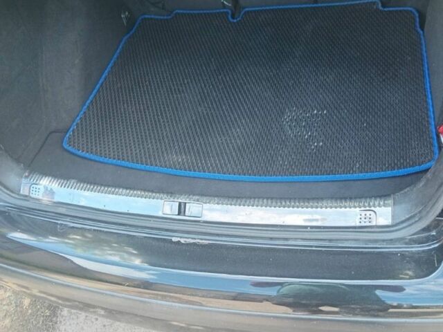 Черный Фольксваген Бора, объемом двигателя 1.6 л и пробегом 250 тыс. км за 3500 $, фото 4 на Automoto.ua