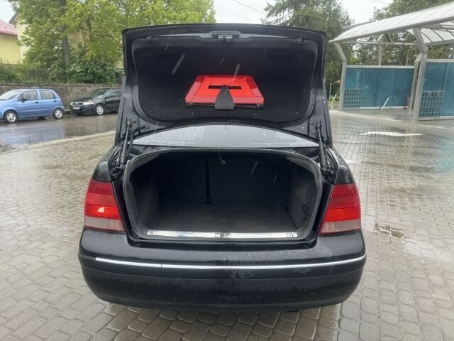 Черный Фольксваген Бора, объемом двигателя 1.8 л и пробегом 480 тыс. км за 3450 $, фото 8 на Automoto.ua