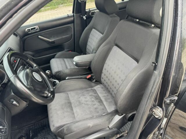 Черный Фольксваген Бора, объемом двигателя 1.8 л и пробегом 480 тыс. км за 3450 $, фото 18 на Automoto.ua