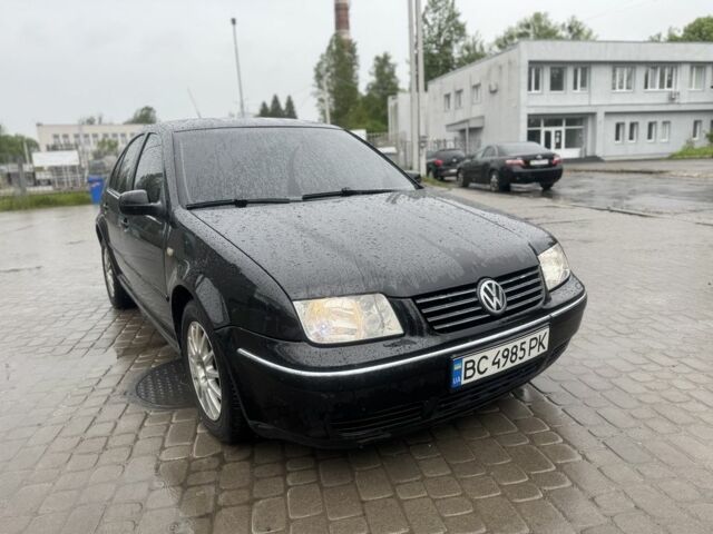 Черный Фольксваген Бора, объемом двигателя 1.8 л и пробегом 480 тыс. км за 3450 $, фото 3 на Automoto.ua