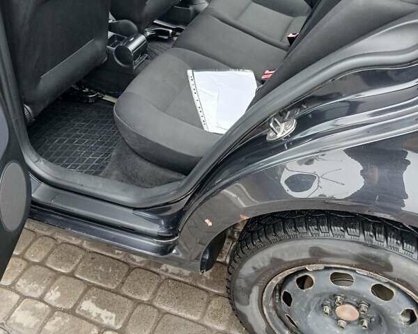 Черный Фольксваген Бора, объемом двигателя 1.6 л и пробегом 233 тыс. км за 4300 $, фото 9 на Automoto.ua