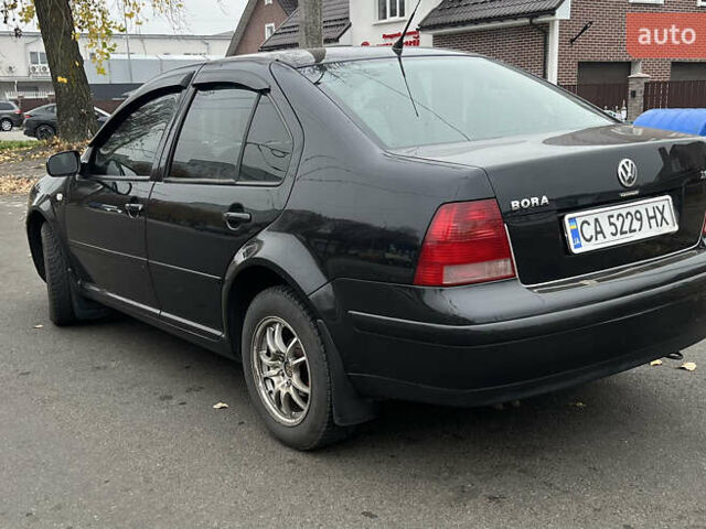 Черный Фольксваген Бора, объемом двигателя 1.6 л и пробегом 306 тыс. км за 3500 $, фото 8 на Automoto.ua