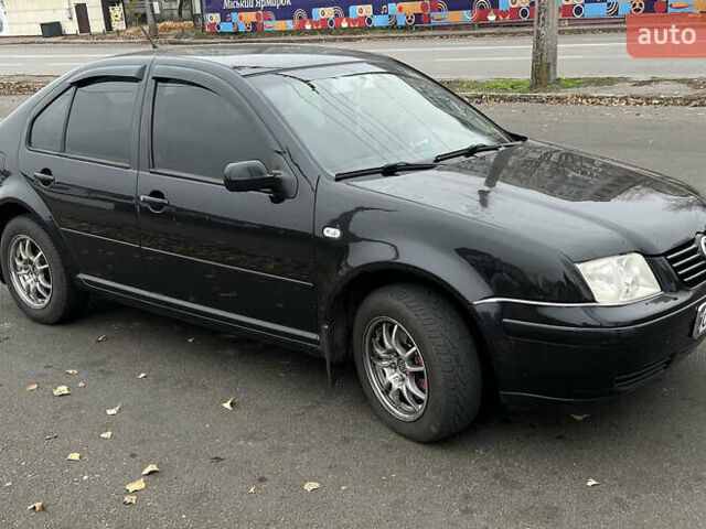 Черный Фольксваген Бора, объемом двигателя 1.6 л и пробегом 306 тыс. км за 3500 $, фото 7 на Automoto.ua