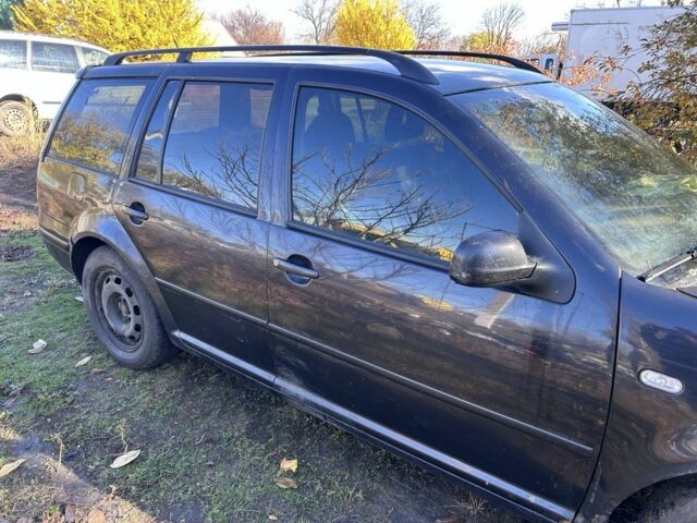 Чорний Фольксваген Бора, об'ємом двигуна 1.9 л та пробігом 300 тис. км за 1193 $, фото 1 на Automoto.ua