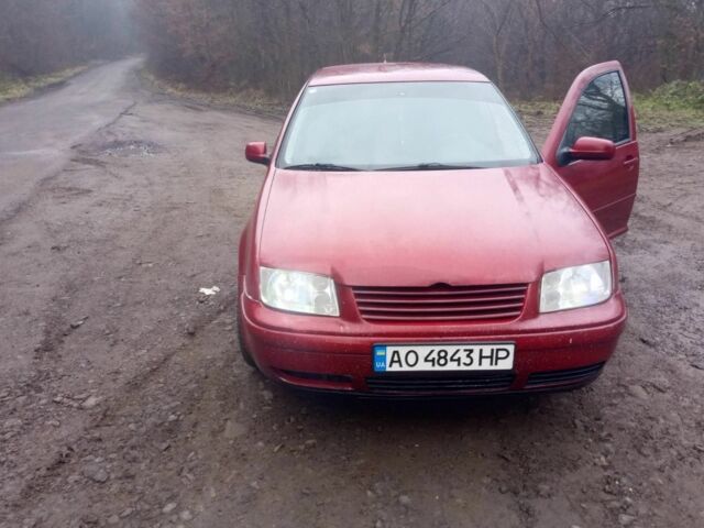 Червоний Фольксваген Бора, об'ємом двигуна 1.9 л та пробігом 278 тис. км за 3000 $, фото 1 на Automoto.ua