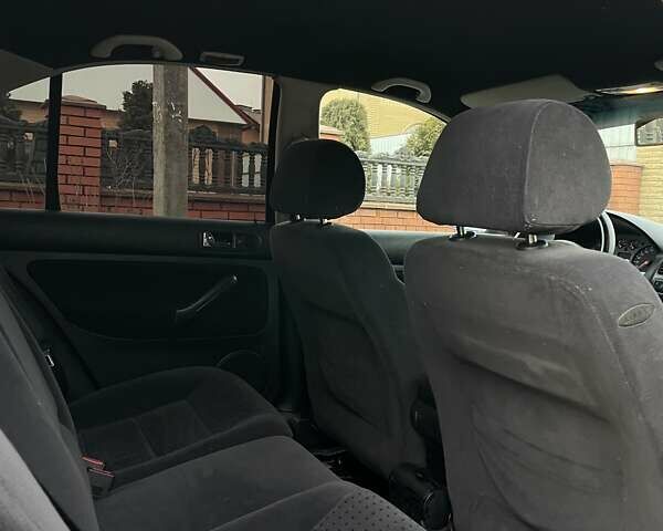 Червоний Фольксваген Бора, об'ємом двигуна 1.6 л та пробігом 280 тис. км за 4500 $, фото 10 на Automoto.ua