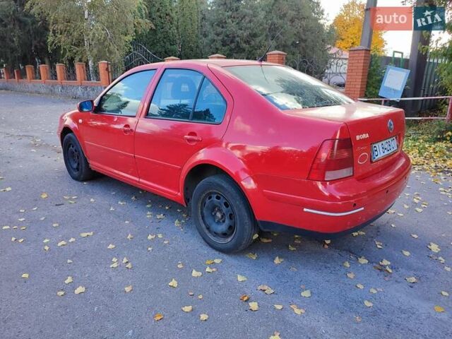 Красный Фольксваген Бора, объемом двигателя 1.6 л и пробегом 312 тыс. км за 2750 $, фото 6 на Automoto.ua