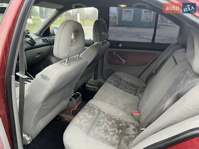 Червоний Фольксваген Бора, об'ємом двигуна 1.9 л та пробігом 520 тис. км за 3000 $, фото 6 на Automoto.ua