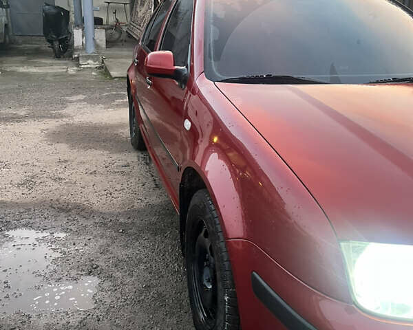 Красный Фольксваген Бора, объемом двигателя 1.4 л и пробегом 220 тыс. км за 3200 $, фото 3 на Automoto.ua