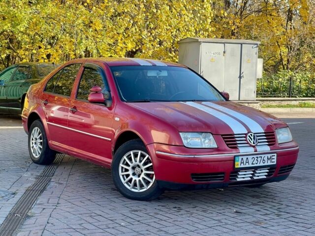 Красный Фольксваген Бора, объемом двигателя 1.6 л и пробегом 219 тыс. км за 3699 $, фото 1 на Automoto.ua