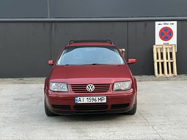 Красный Фольксваген Бора, объемом двигателя 1.9 л и пробегом 450 тыс. км за 3999 $, фото 1 на Automoto.ua