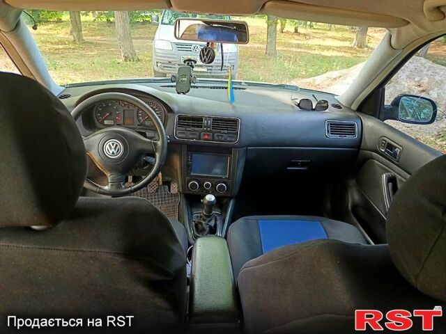 Фольксваген Бора, объемом двигателя 1.6 л и пробегом 0 тыс. км за 3500 $, фото 2 на Automoto.ua