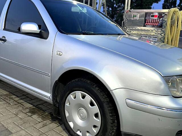Фольксваген Бора, об'ємом двигуна 1.6 л та пробігом 271 тис. км за 3900 $, фото 4 на Automoto.ua