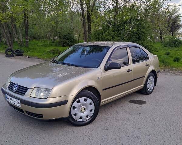 Фольксваген Бора, объемом двигателя 1.6 л и пробегом 297 тыс. км за 4100 $, фото 2 на Automoto.ua