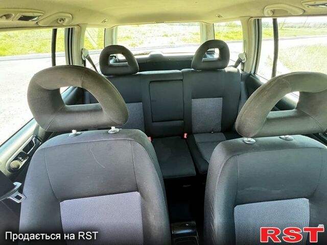 Фольксваген Бора, об'ємом двигуна 1.9 л та пробігом 321 тис. км за 2000 $, фото 6 на Automoto.ua