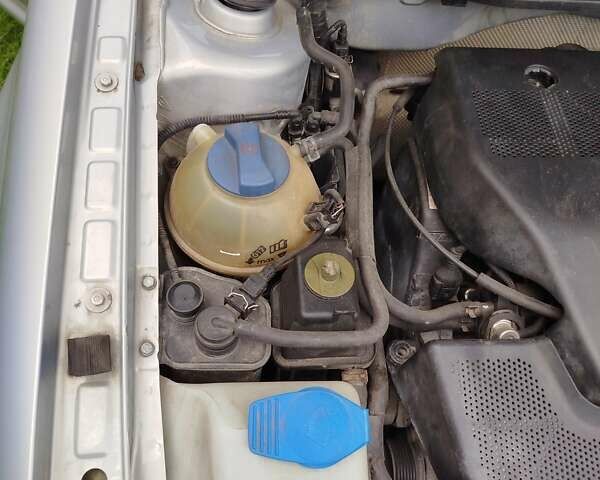 Серый Фольксваген Бора, объемом двигателя 1.6 л и пробегом 250 тыс. км за 4000 $, фото 43 на Automoto.ua