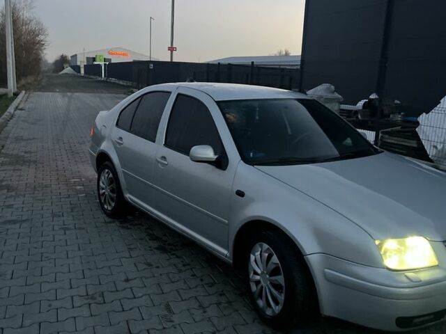 Сірий Фольксваген Бора, об'ємом двигуна 1.6 л та пробігом 400 тис. км за 3500 $, фото 2 на Automoto.ua