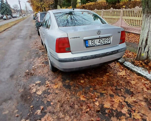 Серый Фольксваген Бора, объемом двигателя 1.9 л и пробегом 319 тыс. км за 1850 $, фото 1 на Automoto.ua