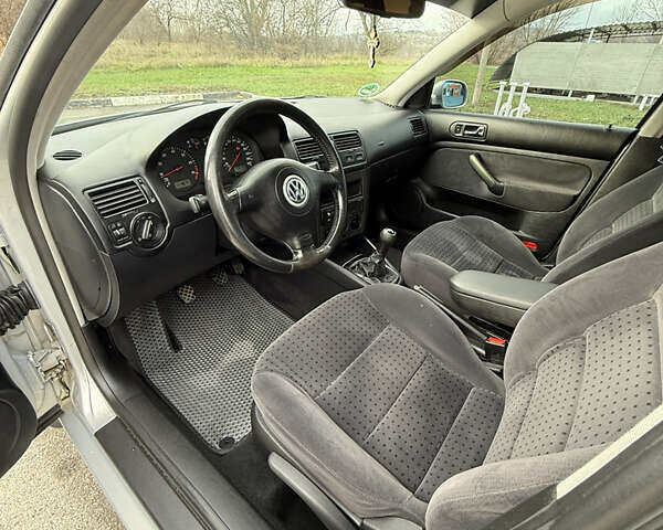 Серый Фольксваген Бора, объемом двигателя 1.6 л и пробегом 178 тыс. км за 5300 $, фото 32 на Automoto.ua