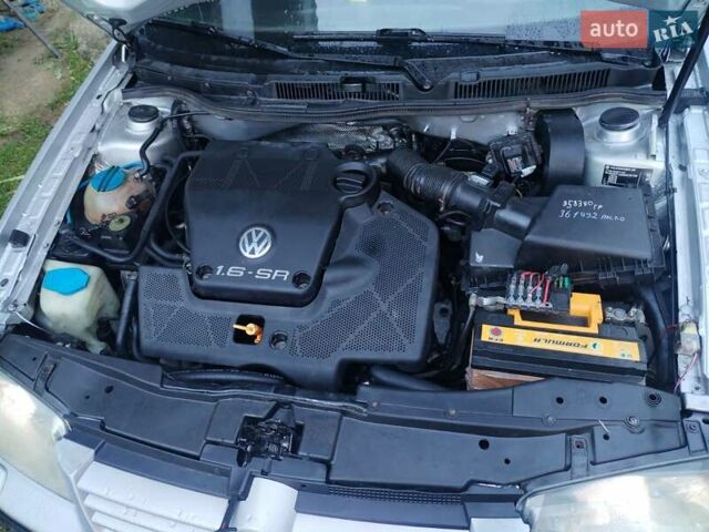 Сірий Фольксваген Бора, об'ємом двигуна 1.6 л та пробігом 360 тис. км за 4200 $, фото 9 на Automoto.ua