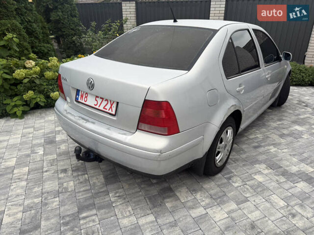Серый Фольксваген Бора, объемом двигателя 2 л и пробегом 302 тыс. км за 2000 $, фото 3 на Automoto.ua