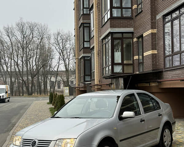 Сірий Фольксваген Бора, об'ємом двигуна 1.59 л та пробігом 208 тис. км за 4200 $, фото 2 на Automoto.ua